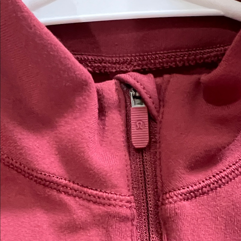 Lululemon Its Rulu Run Cropped Half-Zip size 8 - Picture 3 of 6